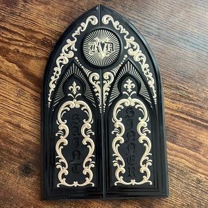 KVD Saints and Sinners